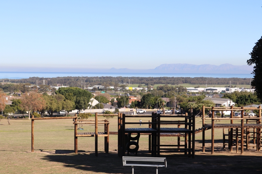 2 Bedroom Property for Sale in Die Wingerd Western Cape